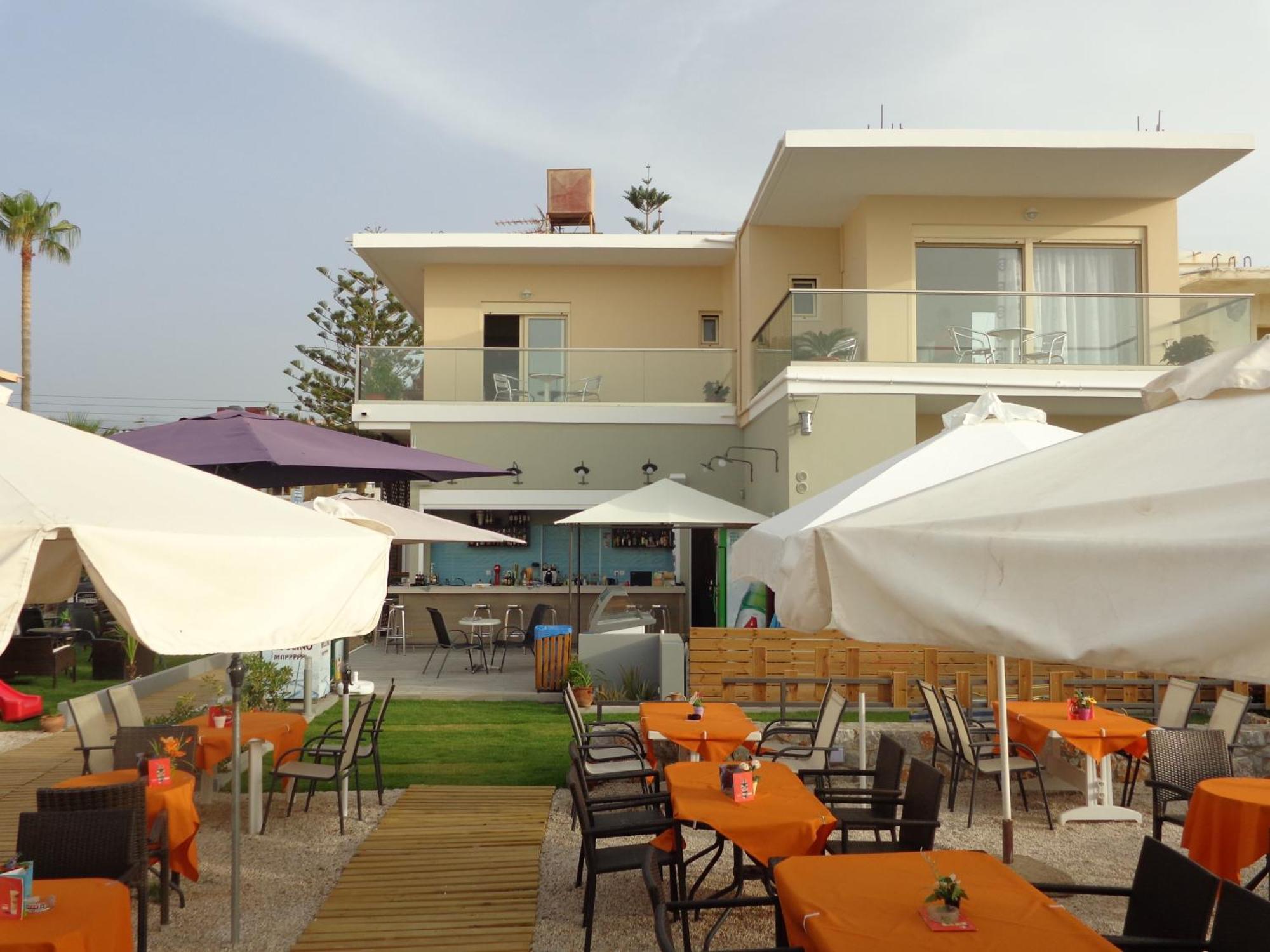 Litinakis Studios Sea View & Litinakis Studios Garden View 700 Meters Away Agia Marina  Ngoại thất bức ảnh