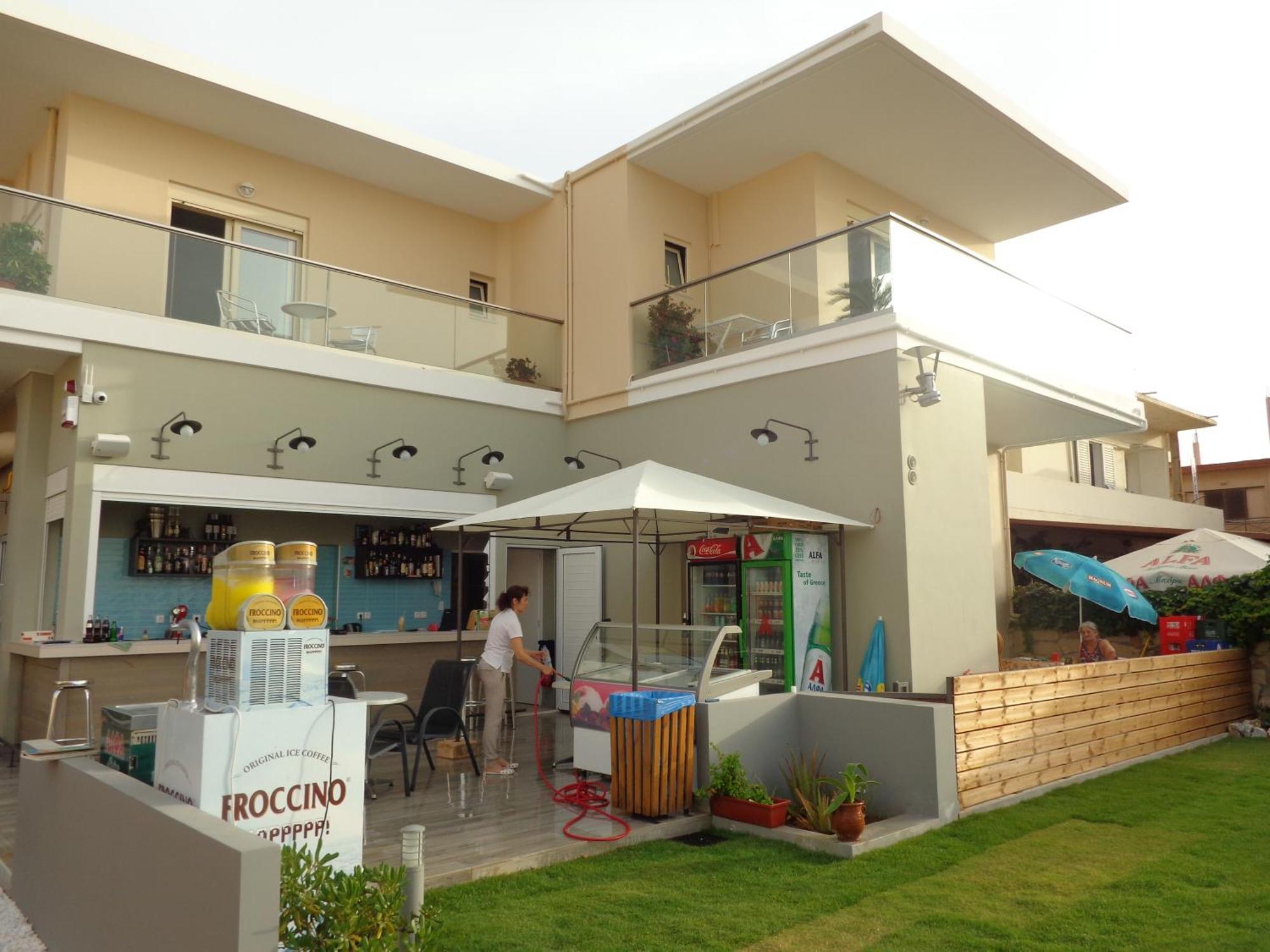 Litinakis Studios Sea View & Litinakis Studios Garden View 700 Meters Away Agia Marina  Ngoại thất bức ảnh