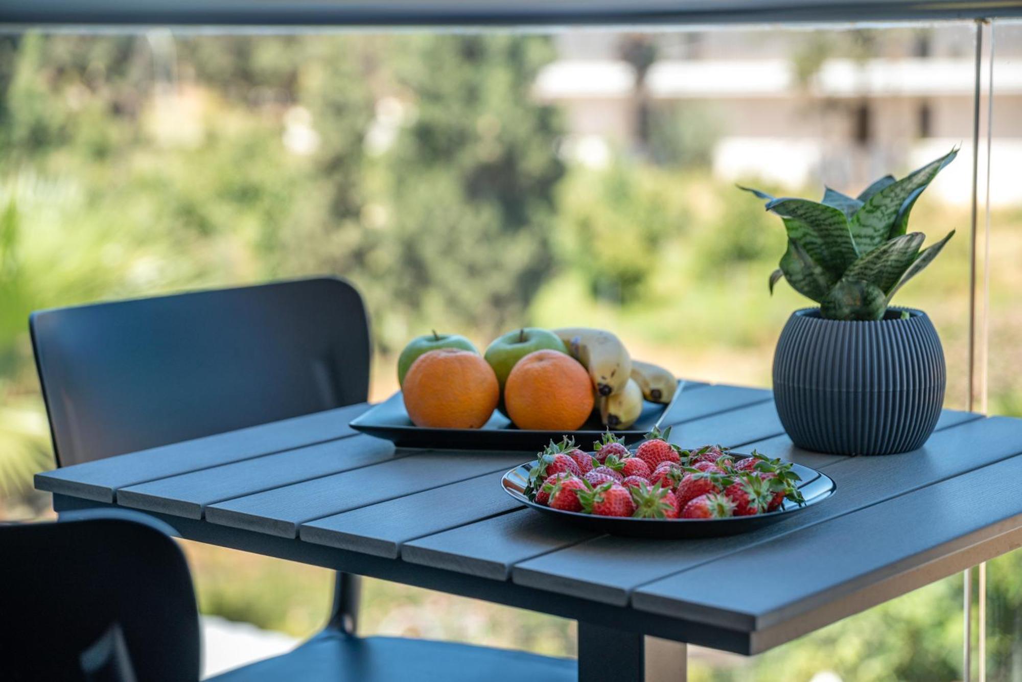 Litinakis Studios Sea View & Litinakis Studios Garden View 700 Meters Away Agia Marina  Ngoại thất bức ảnh