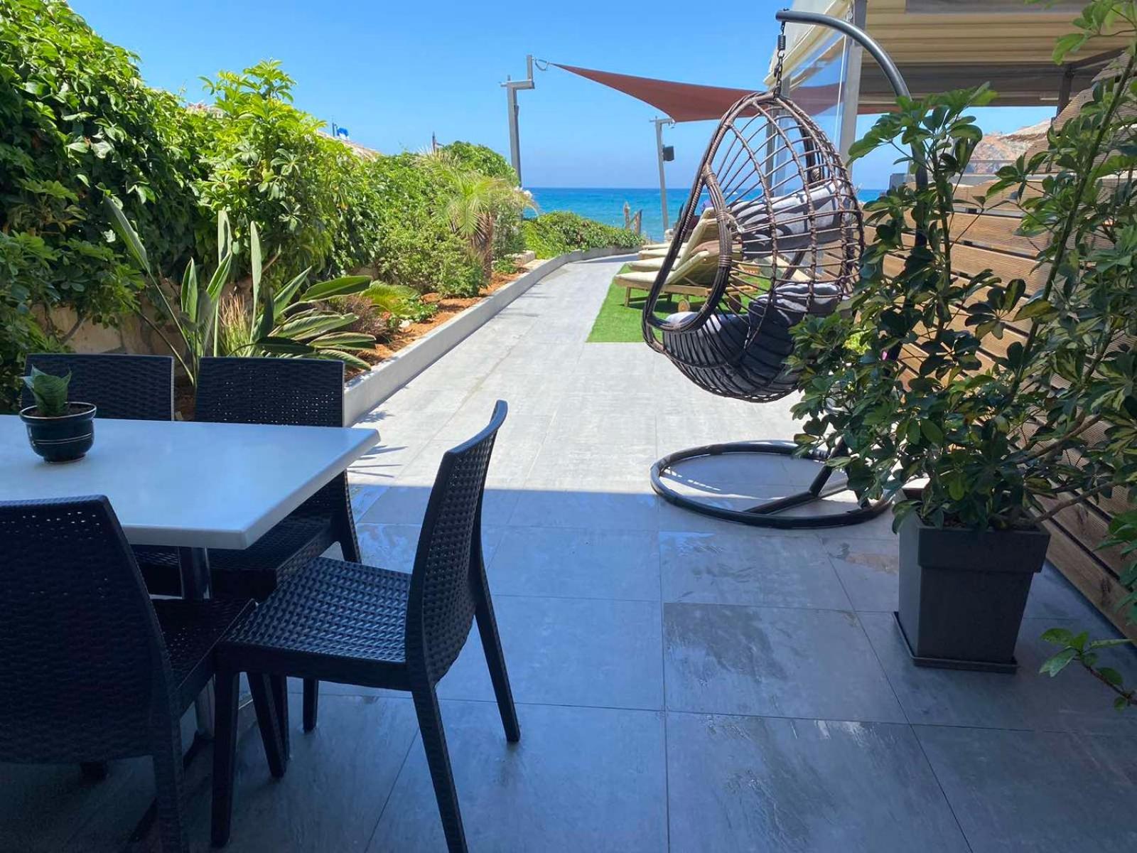 Litinakis Studios Sea View & Litinakis Studios Garden View 700 Meters Away Agia Marina  Ngoại thất bức ảnh